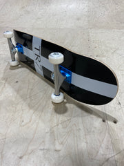 TR7 Flag 8.0" Complete Skateboard
